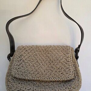 Liz Claiborne Beige Knit Crossbody Bag With Faux Leather Strap